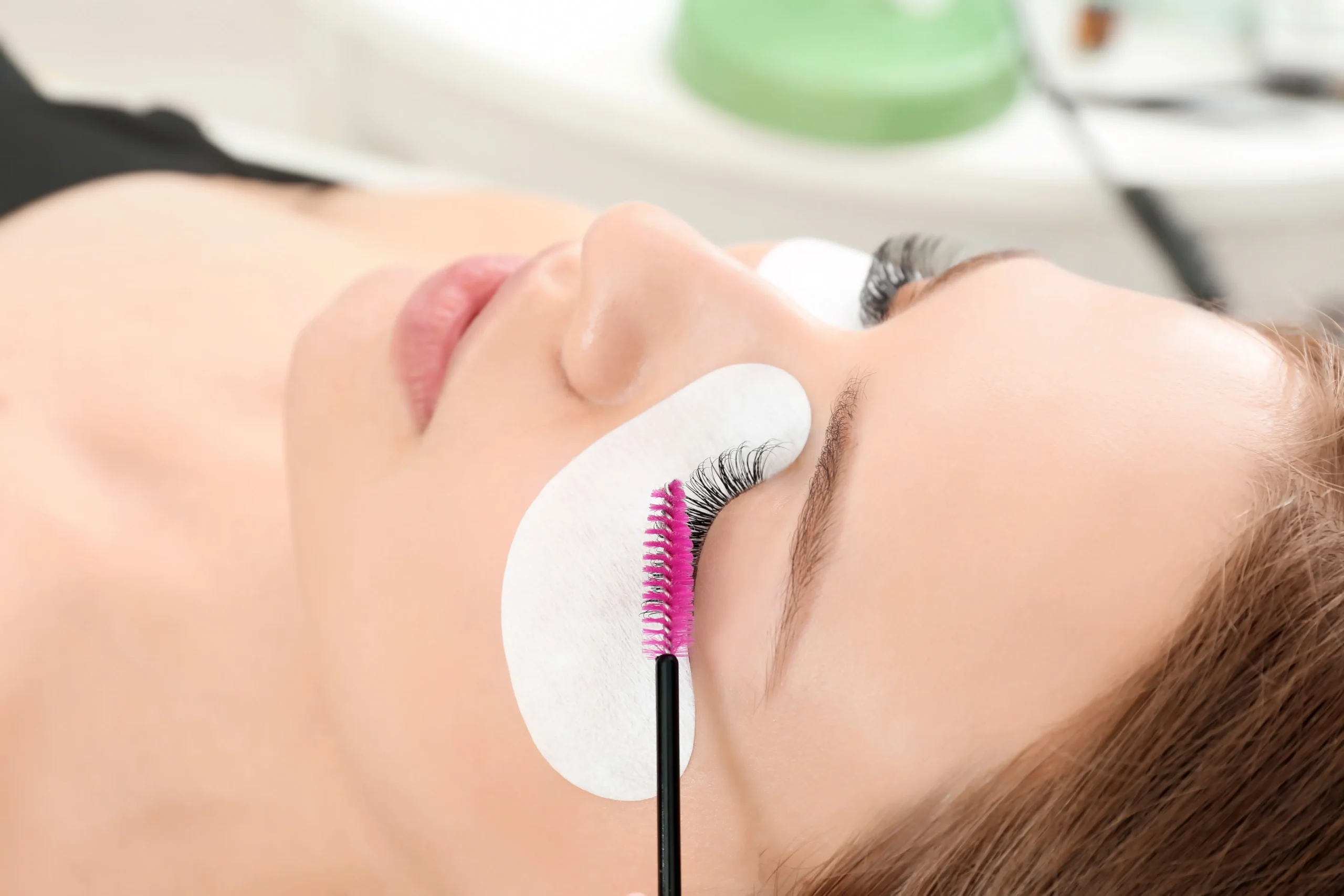 eyelash-extension-procedure-on-woman-with-black-la-2026-03-27-02-10-25-utc