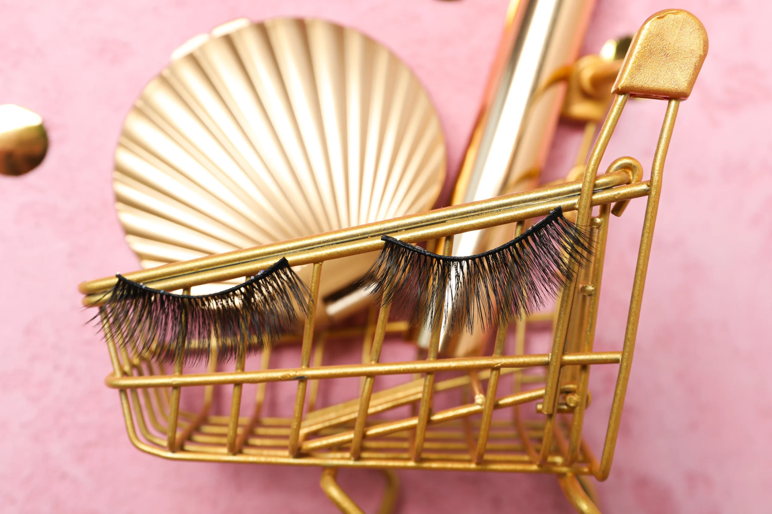 false-eyelashes-shopping-in-miniature-golden-cart-2026-03-24-22-28-32-utc
